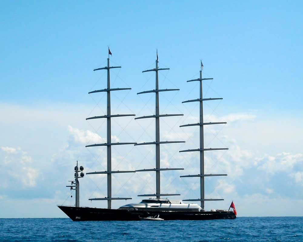 Ship Maltese Falcon