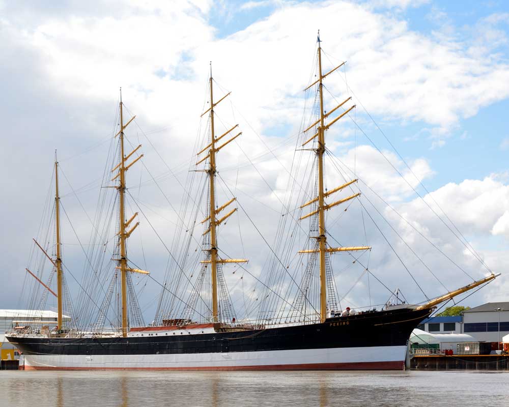 Ship Peking